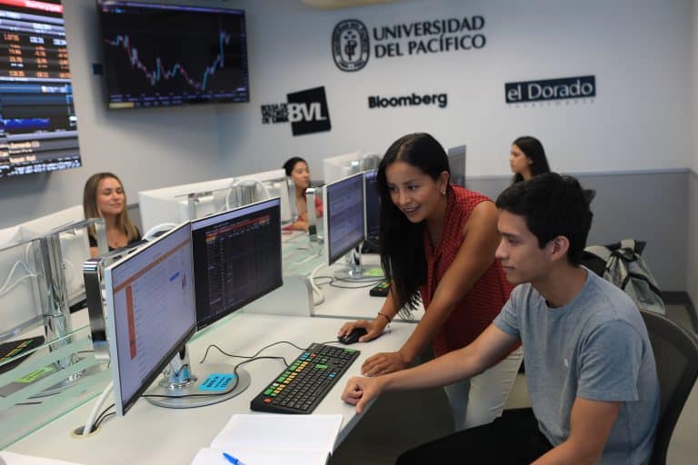 Conoce las diferencias entre Economía y Finanzas