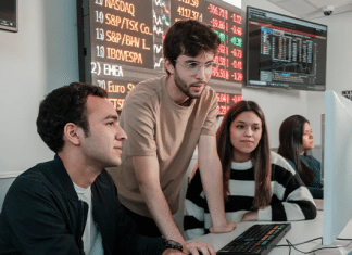 Ingeniería Empresarial: tecnología, innovación, negocios y liderazgo La Ingeniería Empresarial te permite transformar negocios