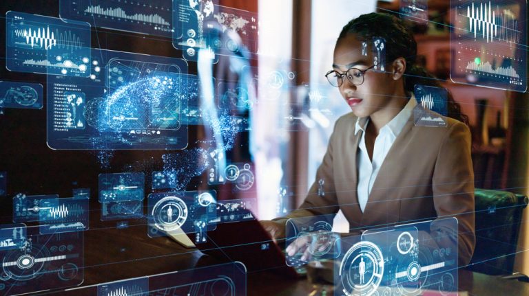 ¿Ingeniería Empresarial o Ingeniería Industrial? Diferencias clave para elegir tu carrera ideal